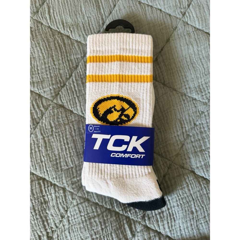 Iowa‎ Hawkeyes Retro  Crew Socks NWT TCK  Adult Medium College